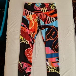 Reebok pattern leggings SMALL